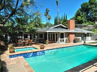 8484 Farralone Ave, Canoga Park, CA 91304