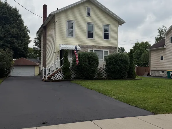140 Summit St APT 2, Batavia, NY 14020