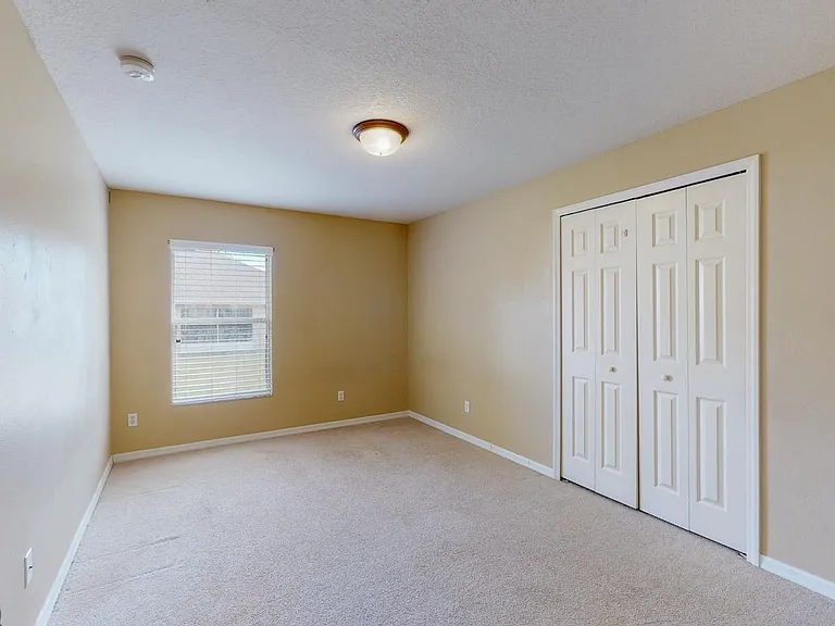57 Pine Dr — Photo 38