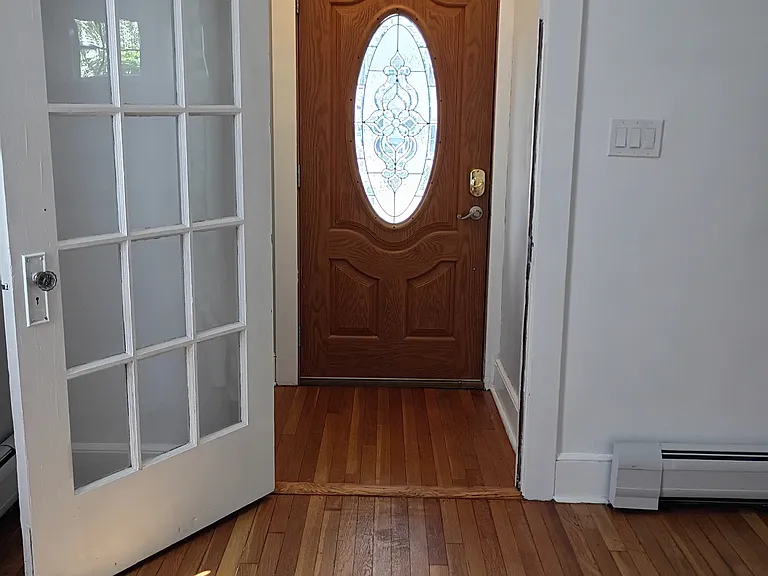 186 Selvage Ave — Photo 2
