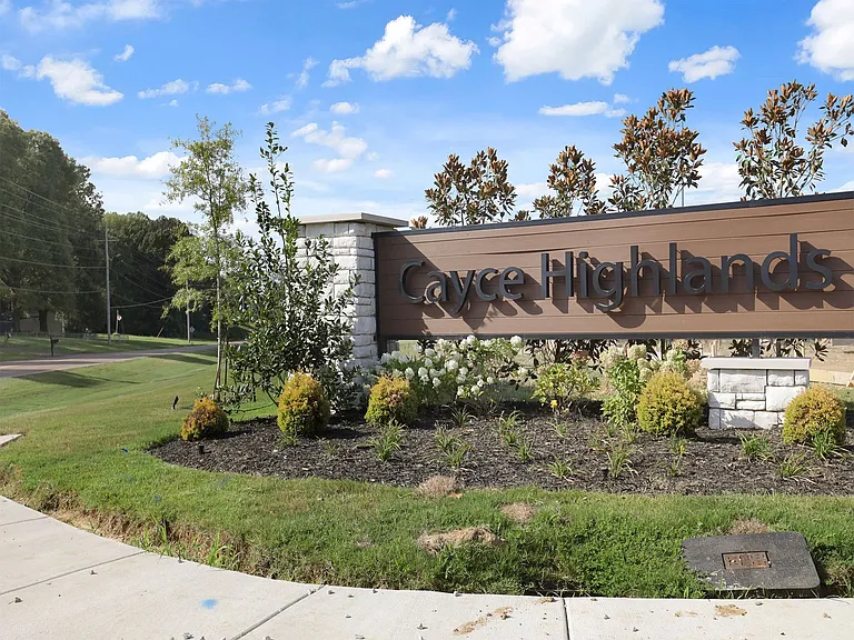 Cayce Highlands — Photo 20