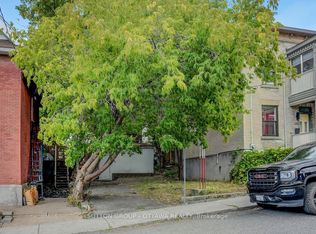 133 Eccles St, Ottawa, ON K1R6S7
