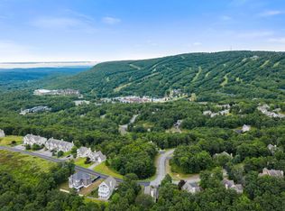 Upper Deer Valley Rd #16, Tannersville, PA 18372