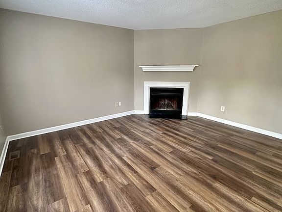 2nd image of 6611 English Ivy Ln