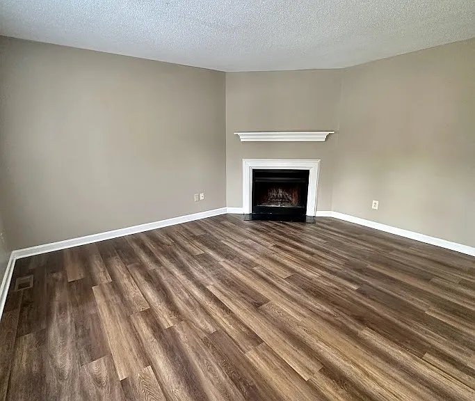 6611 English Ivy Ln — Photo 2