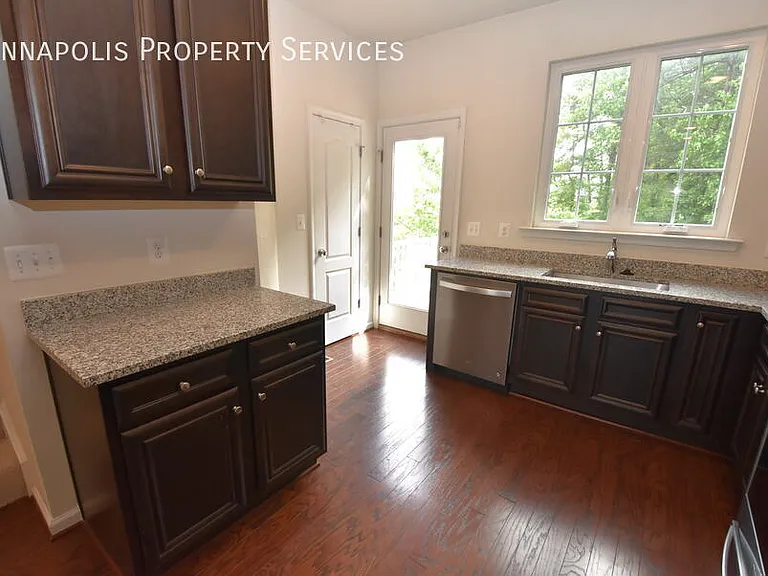 2818 Etley Ct — Photo 53