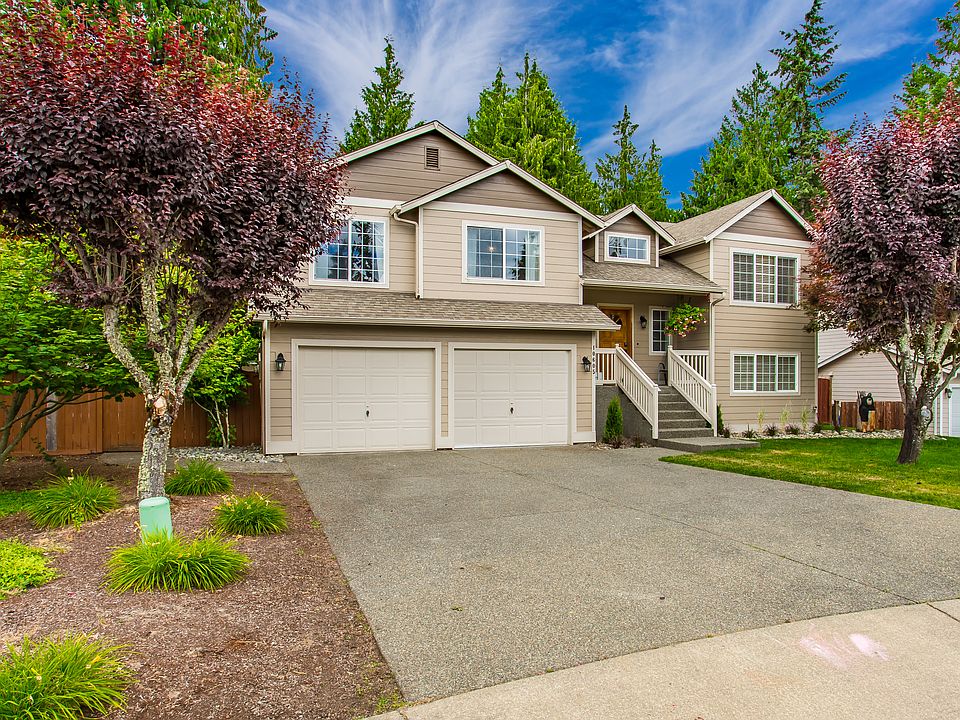 1st image of 10605 189th Ave E