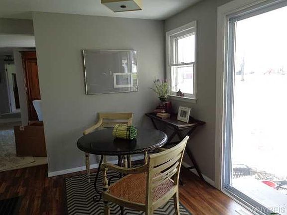 5th image of 7660 Highland Dr