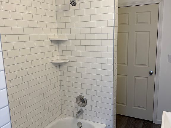 2nd image of 31625 W Nine Mile Rd #1