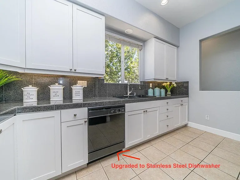 117 Serenity Pl — Photo 18