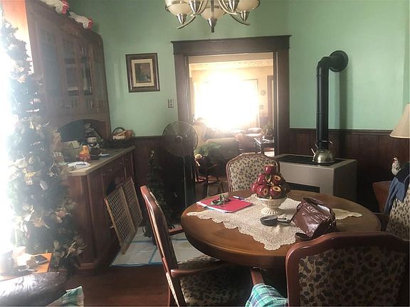 3rd image of 4785 Pennsylvania St