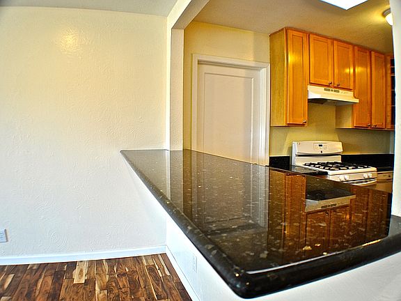 5th image of 2435 Andrade Ave