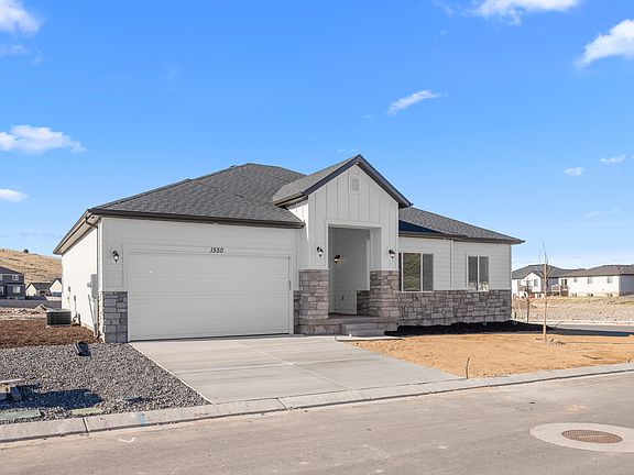 3rd image of 365 N Slant Rd #29