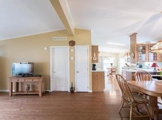3301 Island Dr, Middleboro, MA 02346