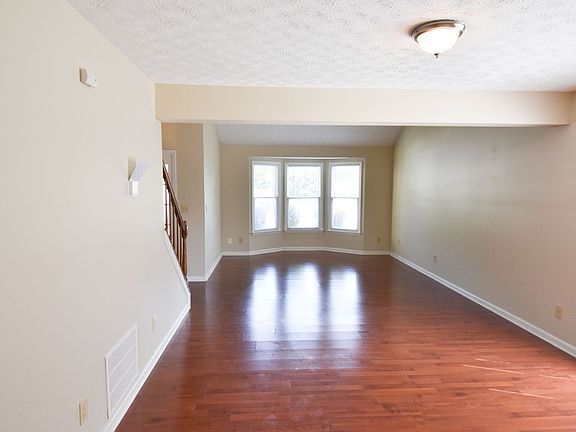 2nd image of 230 Scotch Pine Ct