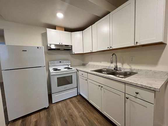 4th image of 907 21st St APT 101