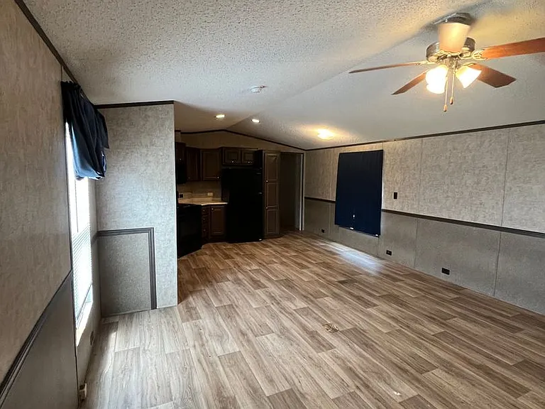 764 Wilson Dr — Photo 11