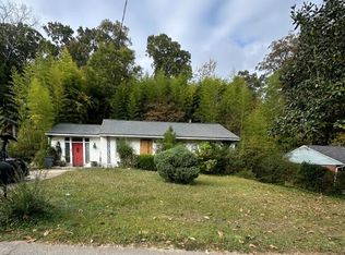 1118 Grace Dr, Forest Park, GA 30297