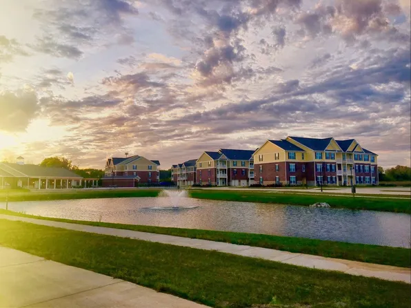 Double Creek Flats Apartments