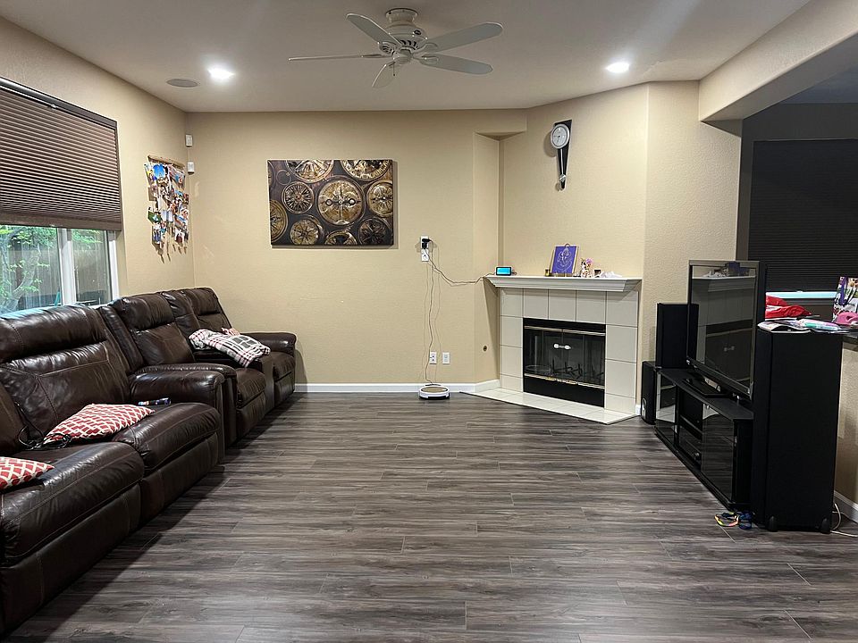 1st image of 1025 Berg Ct