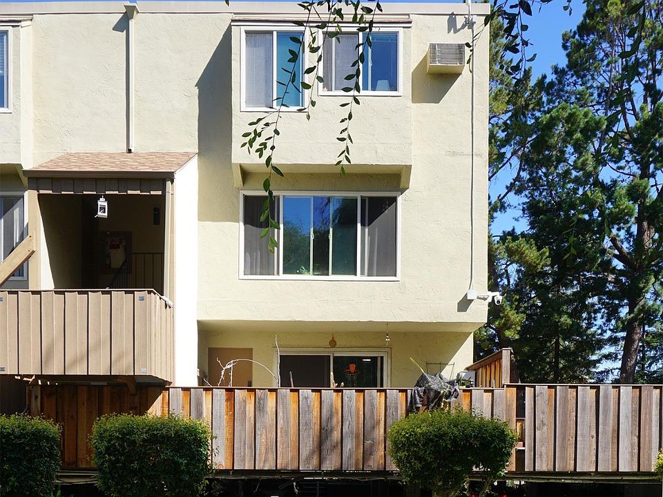 1st image of 320 Auburn Way APT 3