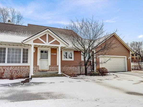 Menomonee Falls Wi Condos Apartments For Sale 17 Listings Zillow