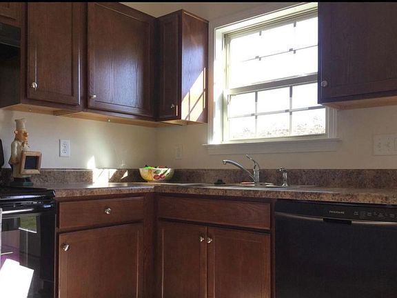 5th image of 116 N River Rd #116