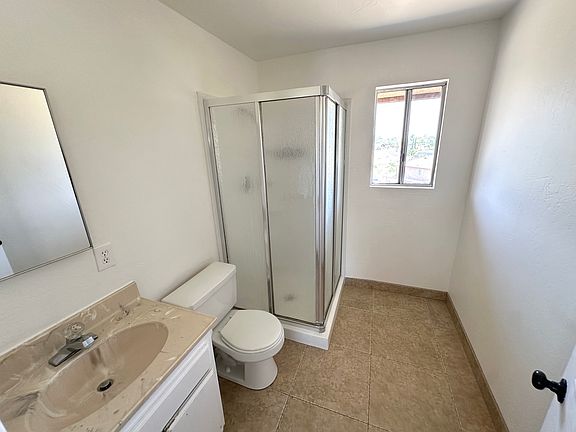 4th image of 27289 San Jacinto St