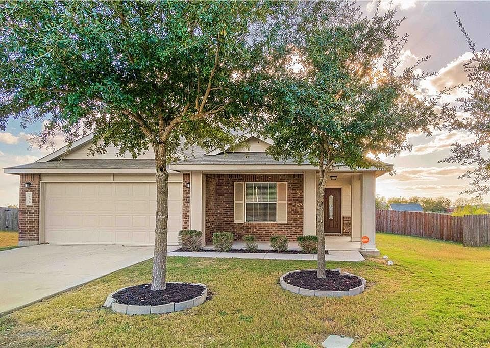 1st image of 266 Nandina Dr