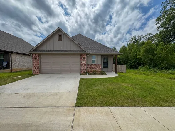 205 Lindsey Ln, Whitehouse, TX 75791