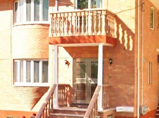 4243 157th St, Flushing, NY 11355