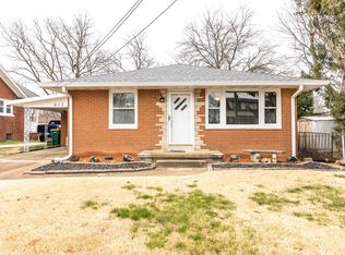 613 W Main St, Mascoutah, IL
