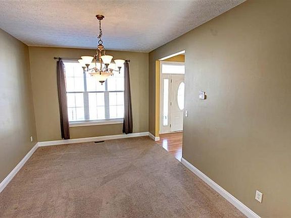 5th image of 2145 Princess Dr