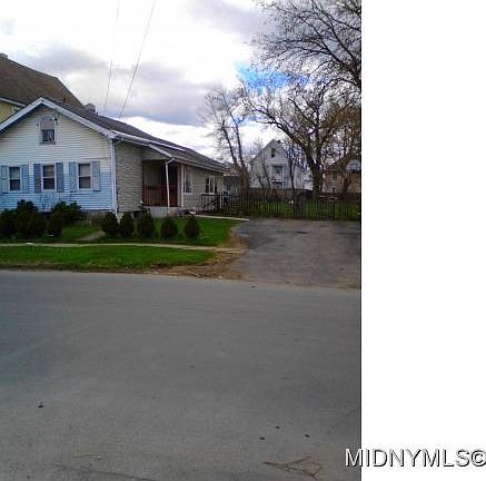 2nd image of 1426 Conkling Ave