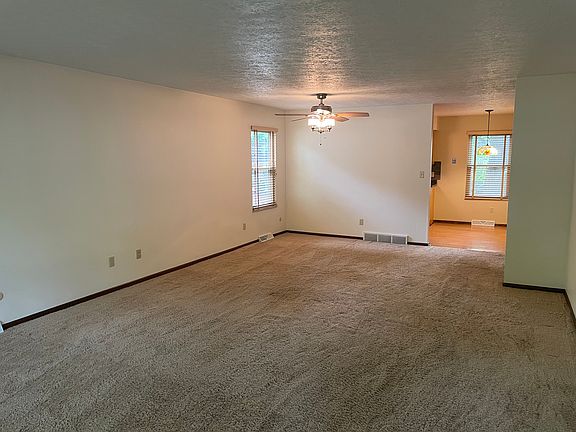 2nd image of 4223 Wood Park Dr