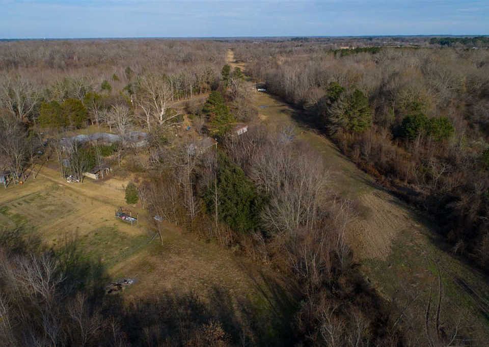 2nd image of 191 E Sowell Rd