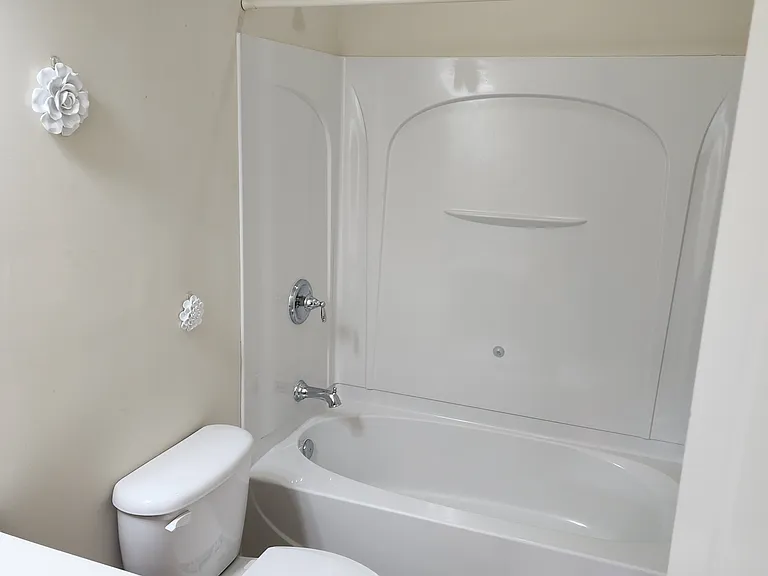 2817 Seneca Creek Ln SE #1 — Photo 6