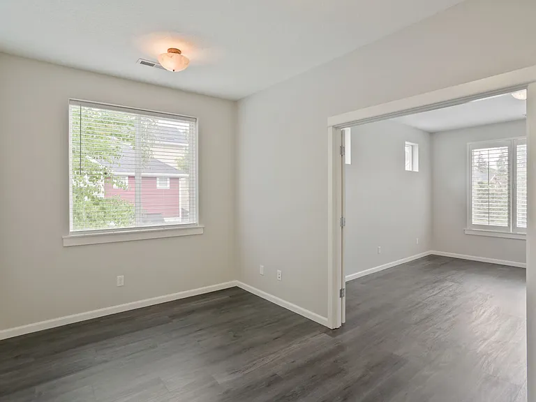 1958 NW Florence Ave #1958 — Photo 18