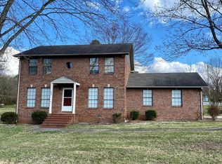 885 Walton Trl, Cookeville, TN 38501