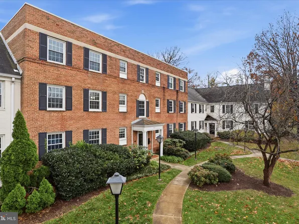 1317 S Walter Reed Dr #17201, Arlington, VA 22204