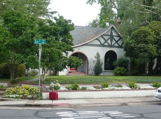 801 36th St, Sacramento, CA 95816