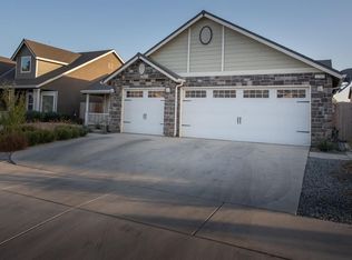 3743 W Vine Ave, Visalia, CA 93291