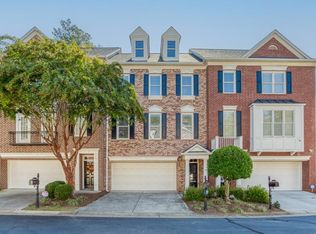 528 Vinings Estates Dr SE, Mableton, GA 30126
