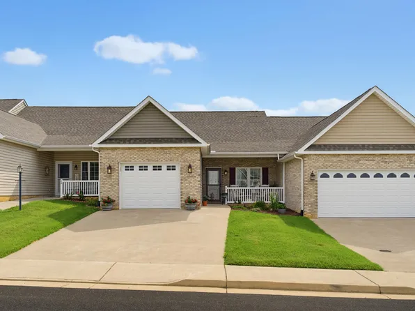 66 Brown Stone Dr, Stuarts Draft, VA 24477