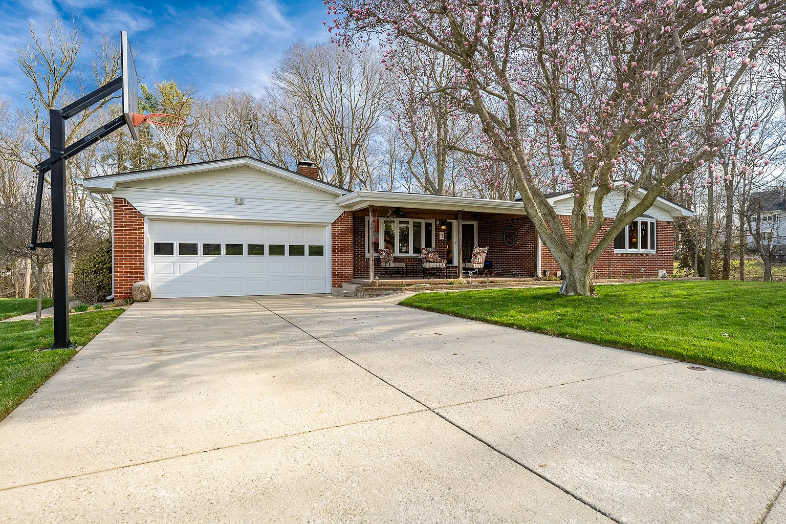 1 Paradise Ln photo 1