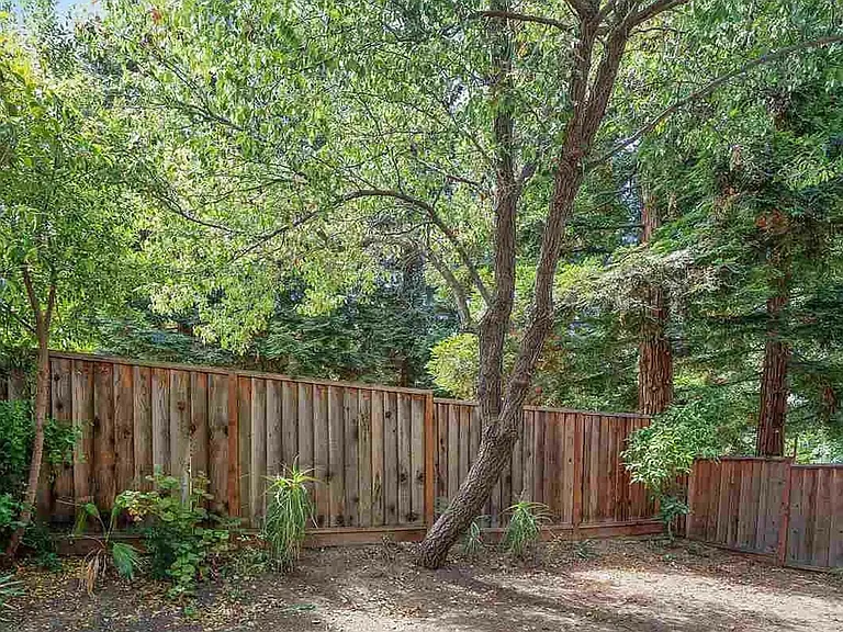 1058 Deer Oak Pl — Photo 19