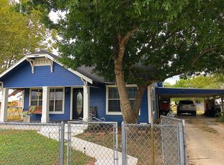 112 W 1st St, Brackettville, TX 78832