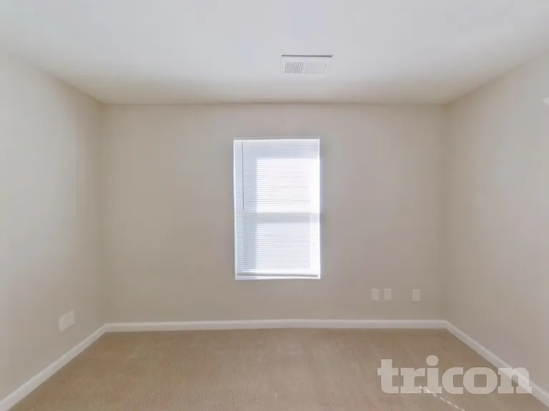 1362 Cadre Cir — Photo 9