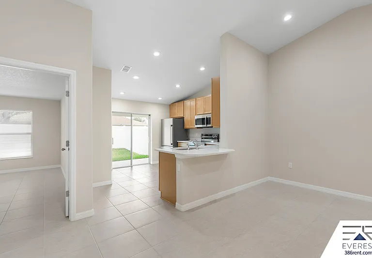 12 Llovera Pl #A — Photo 10
