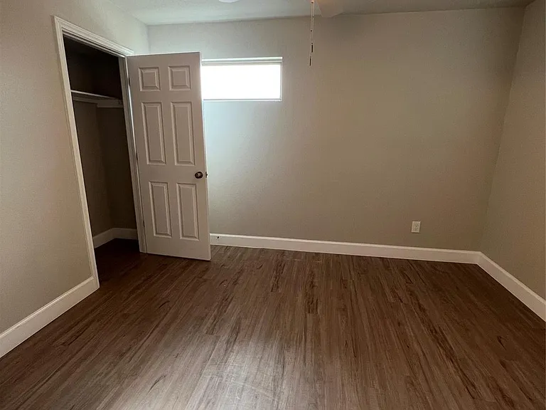 9722 Pelsey St — Photo 10